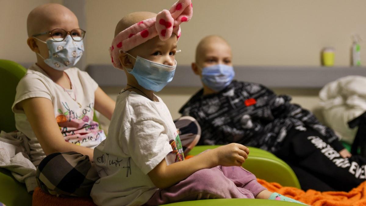Η Ελλάδα ανοίγει την αγκαλιά της σε 30 καρκινοπαθή παιδιά από την Ουκρανία